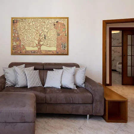 Lejlighed Modern 2br With Metro Access