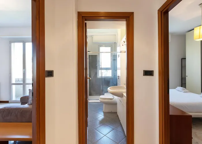 Apartment Modern 2br With Metro Access